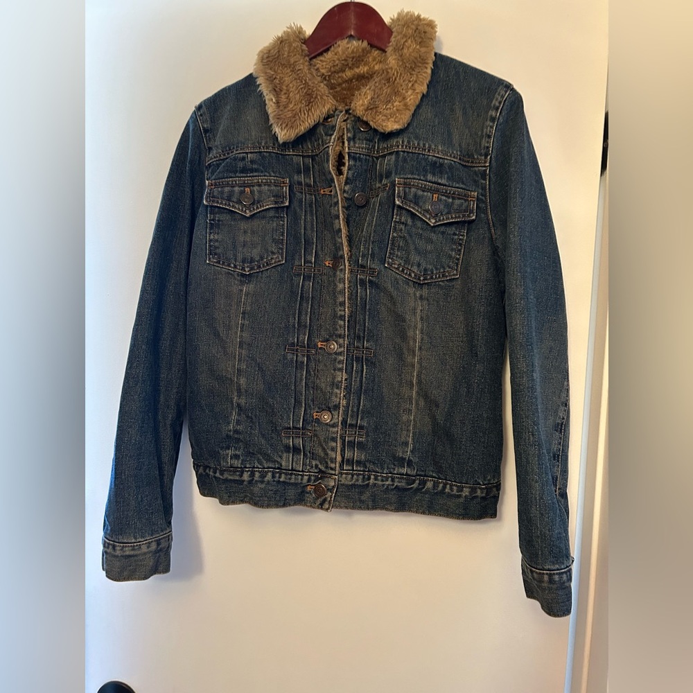 Gap jacket
